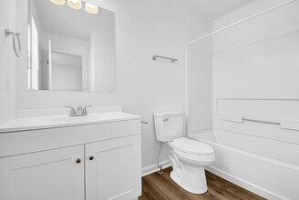 Interior Photo - Cherry Bottom Townhomes