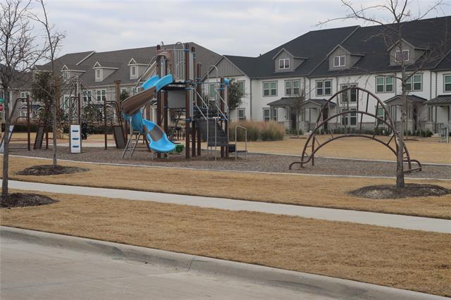 Foto del edificio - 9492 Espalier St