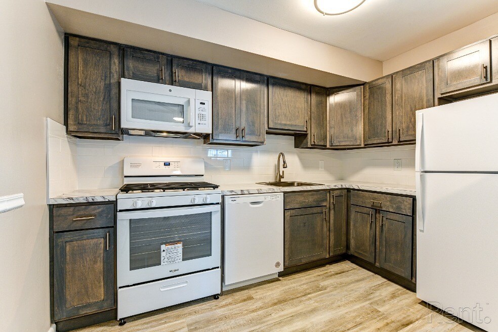 Maple Hill Apartments in Horsham, PA