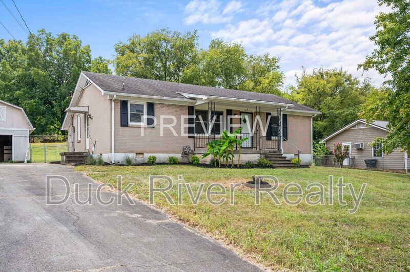 Primary Photo - 106 Hobbs Dr