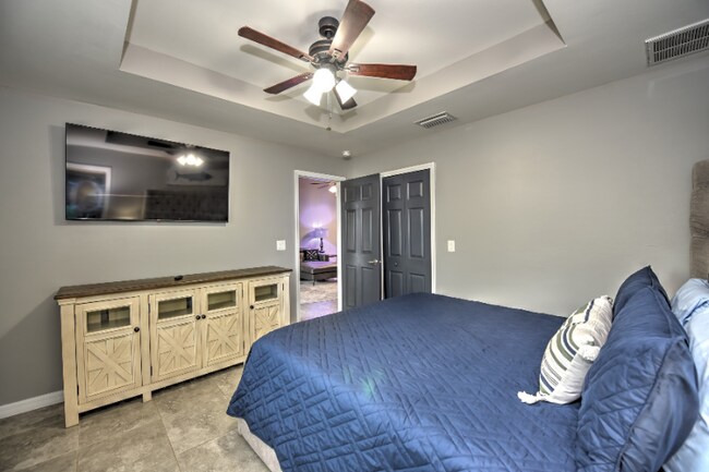 Foto del edificio - 417 SW 3rd Ct
