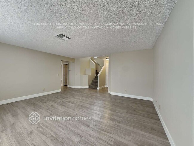 Building Photo - 1401 Lucia Dr