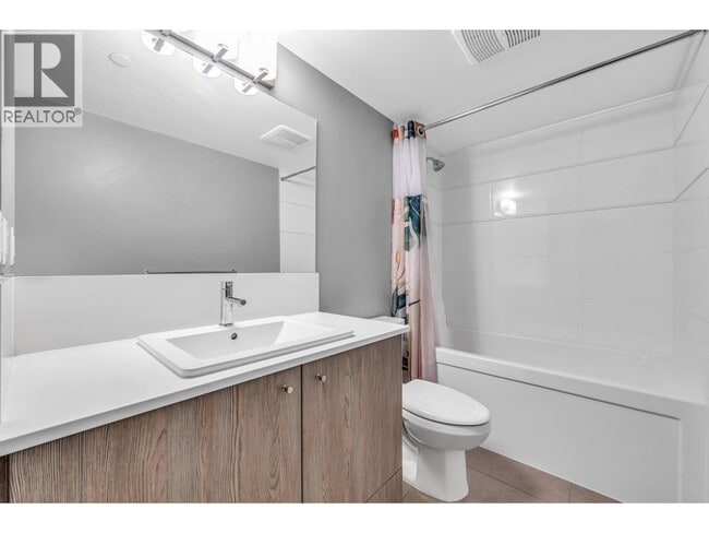 Photo du bâtiment - 2525 Clarke St