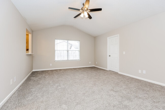 Foto del edificio - 515 Cedar Park Cir