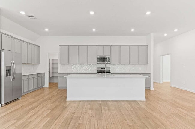 Building Photo - 18211 Saffron Sun St