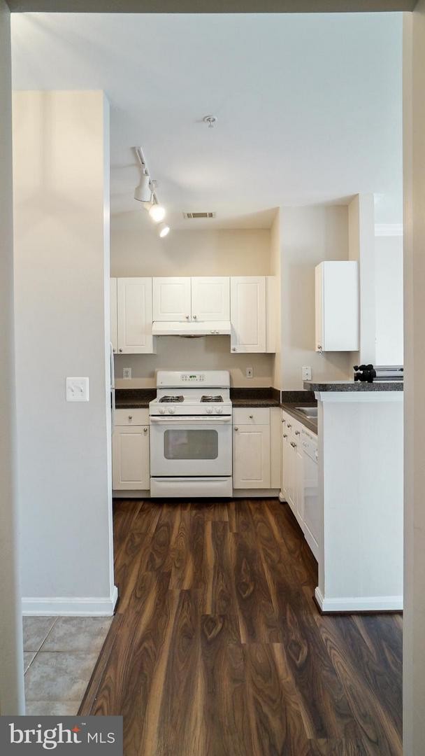 Foto del edificio - 11350 Aristotle Dr