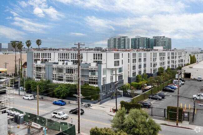 Building Photo - WestEnd - Residential Condomiums