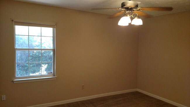 Building Photo - 6823 Forsythe Dr