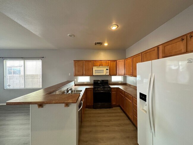 Foto del edificio - Decatur & Blue Diamond