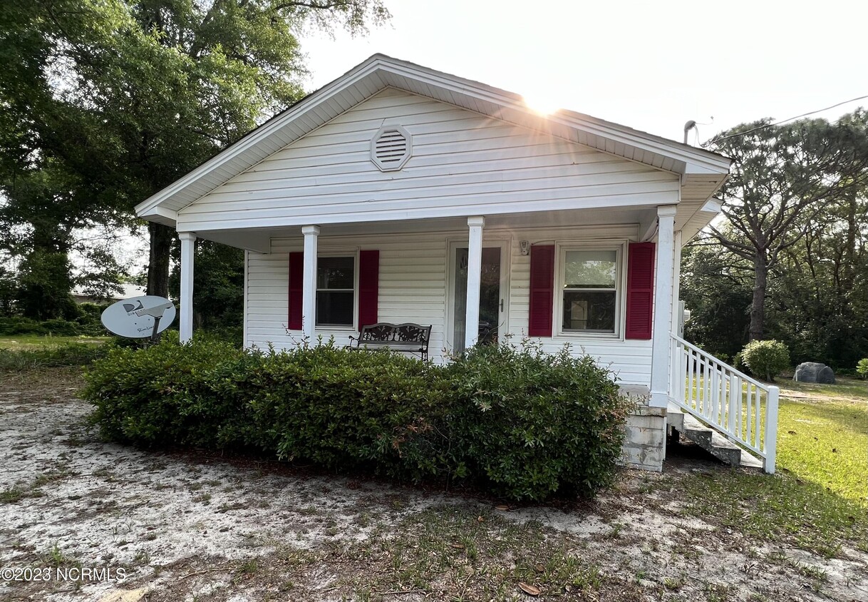 6509 Carolina Beach Rd, Wilmington, NC 28412 House Rental in Wilmington, NC