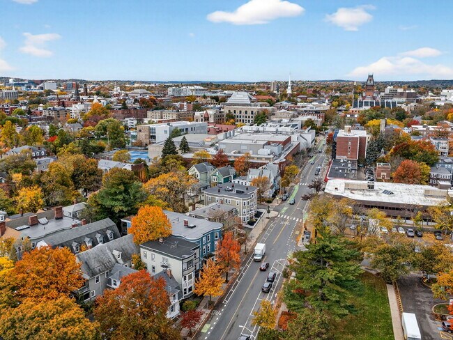 Foto del edificio - 1576 Cambridge St