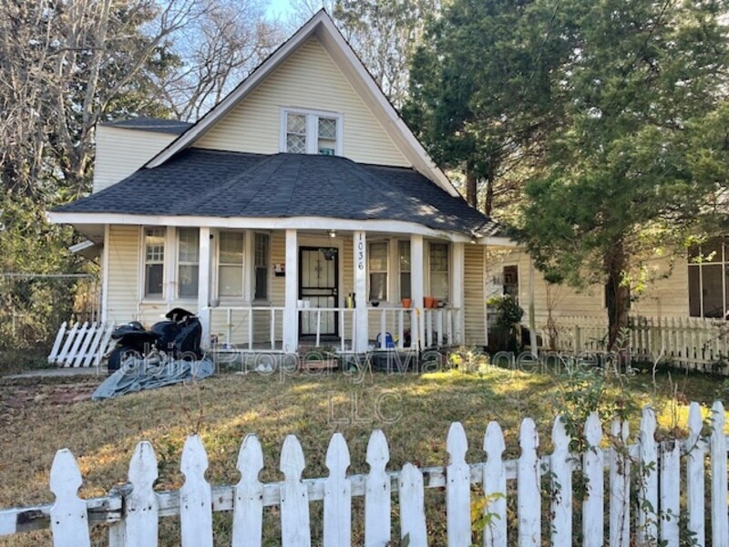 Foto principal - 1036 Oakview St
