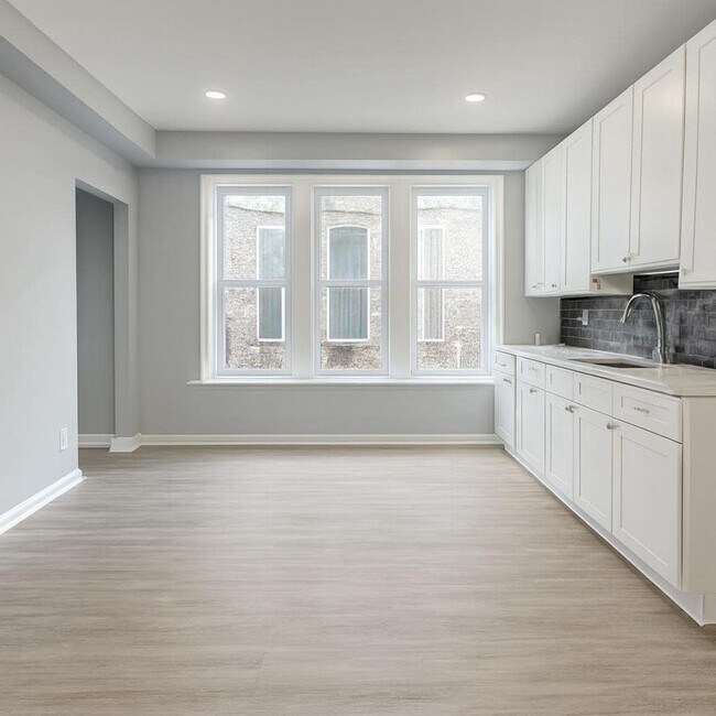 Photo - 5217 Spruce St House