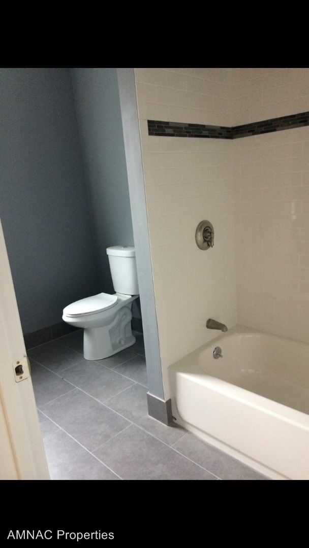 Building Photo - 383 Savin Hill Ave