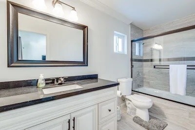 Baño principal - 3760 E Calle San Antonio