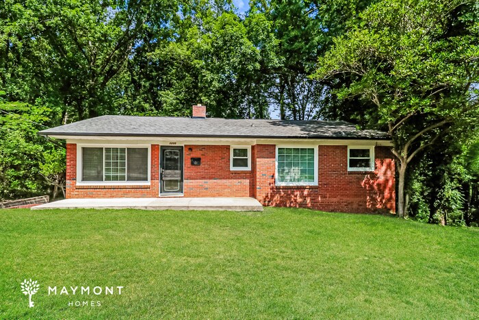 Primary Photo - 1200 East Dr