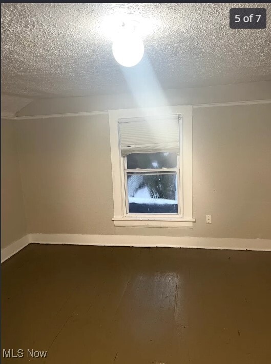 Building Photo - 1223 Atwood Ave