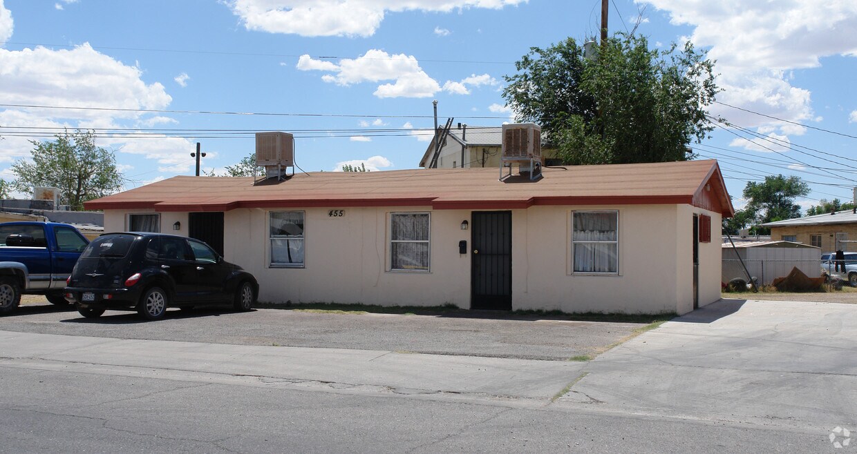Foto principal - 453-455 Emerson St