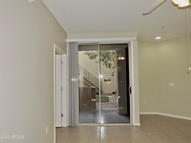 Foto del edificio - 4343 N 21st St