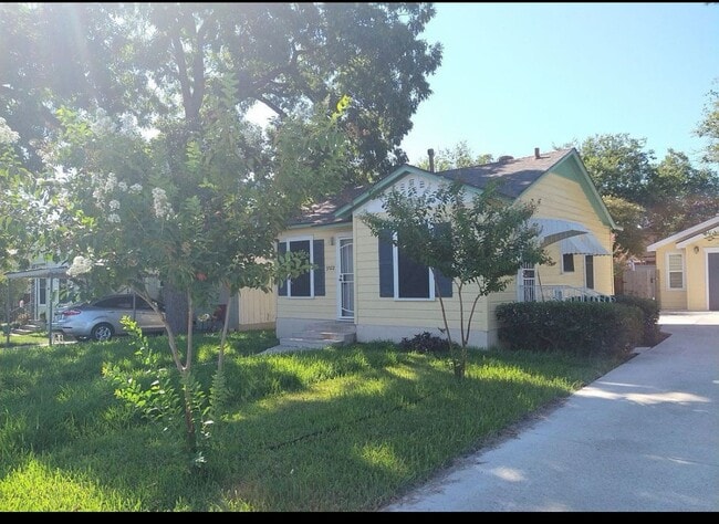 Photo - 3522 San Luis St, Unit 1 House