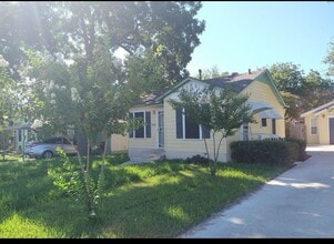 Building Photo - 3522 San Luis St