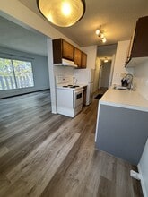 Building Photo - 3607 118 Ave NW