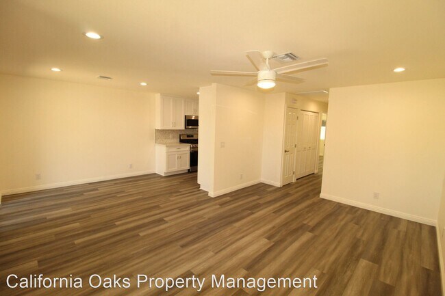 Building Photo - 2 br, 1 bath House - 577 Thoreau Lane