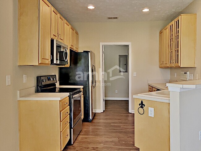 Foto del edificio - 1001 Mallory Ln