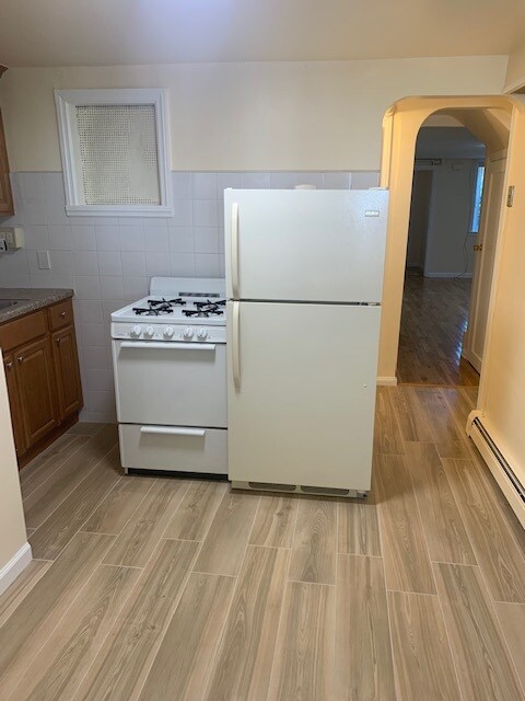 Foto del edificio - 1327 E 54th St