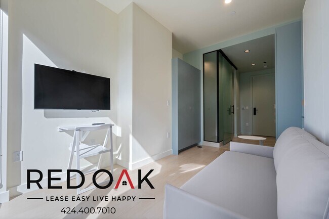 Foto del edificio - ~8 Weeks FREE~ Fully Furnished, Luxury Pri...