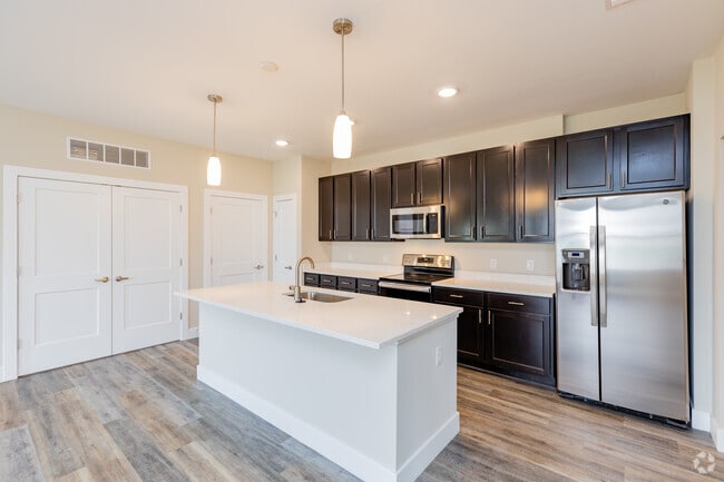 Interior Photo - The Flats at Summit Station