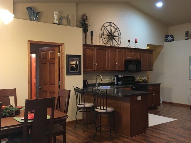 Foto del edificio - 2259 Spring Meadow Dr
