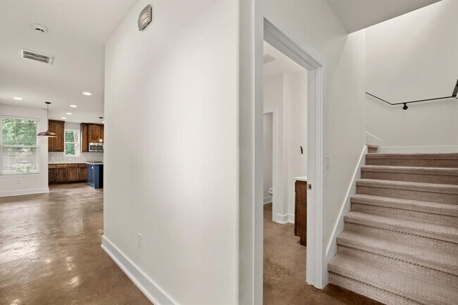 Building Photo - 1111 Estes Ave