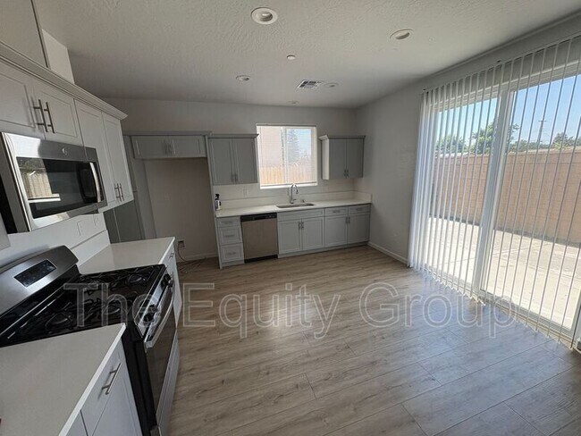 Foto del edificio - 1011 W Payson Ave