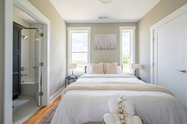 Foto del edificio - 1301 Baptist World Center Dr