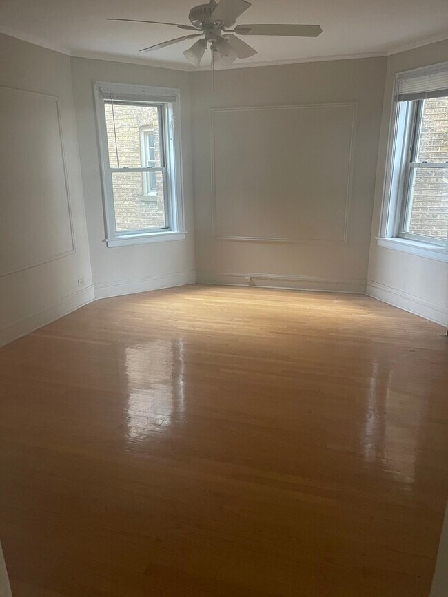 Foto del edificio - 6113 N Francisco Ave