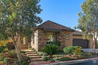 Building Photo - 27067 Sunningdale Way