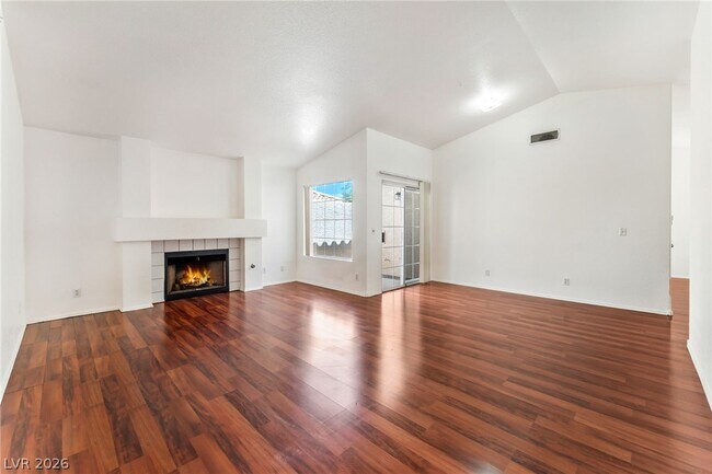 Building Photo - 1401 Pacific Terrace Dr
