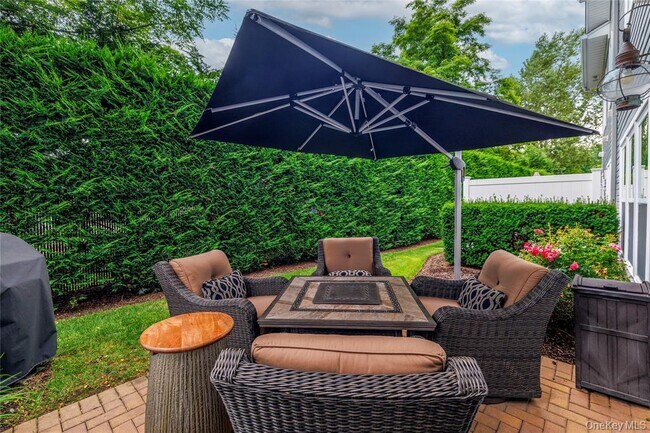 Foto del edificio - 36 Nicole Ct