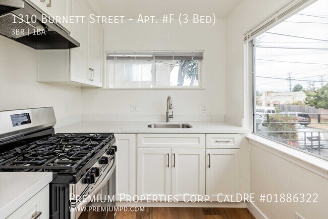 Building Photo - 1310 Burnett St