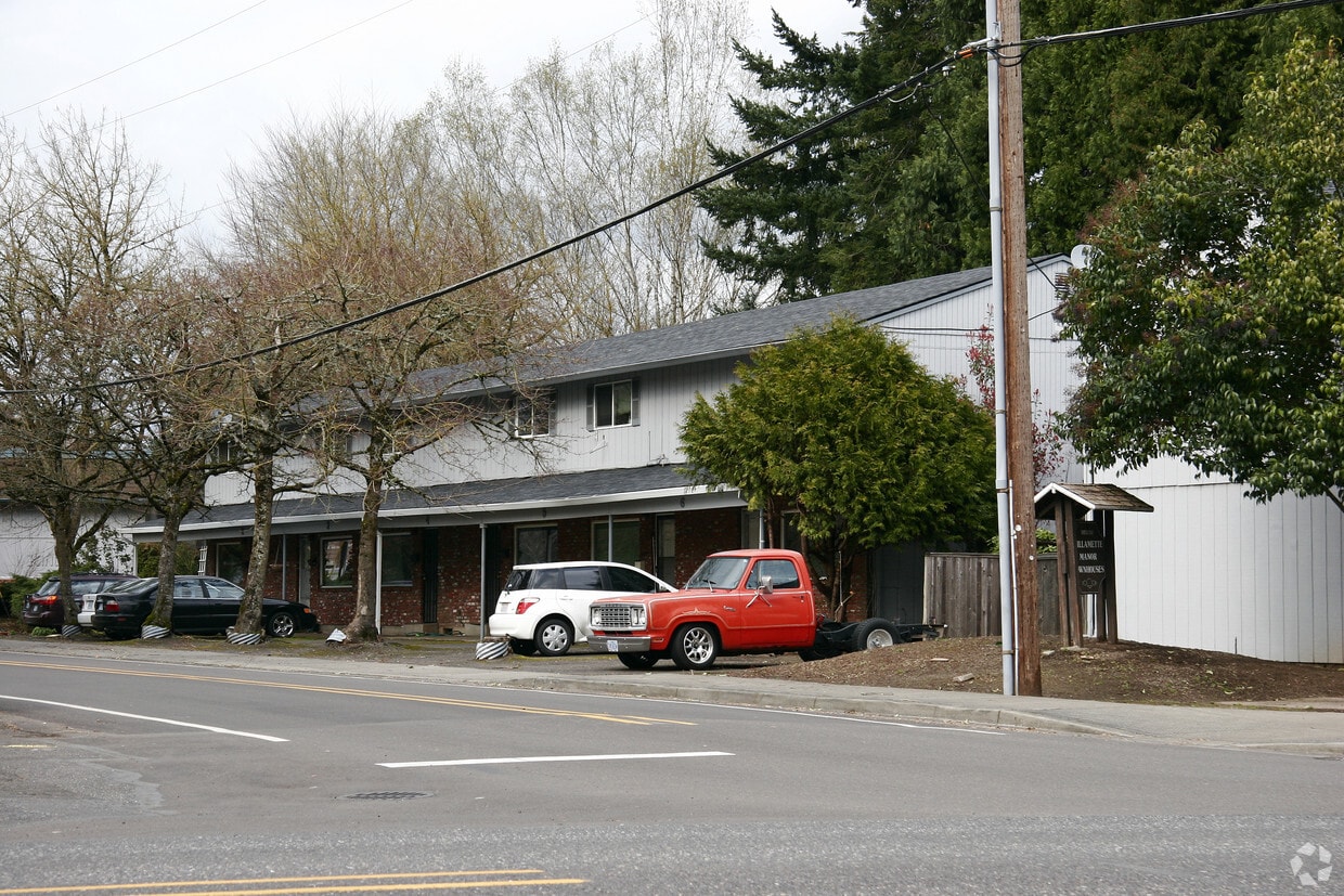 Foto del edificio - Willamette Manor Townhouse
