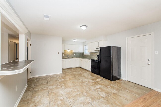 Foto del edificio - 13396 Burnt Pecan St