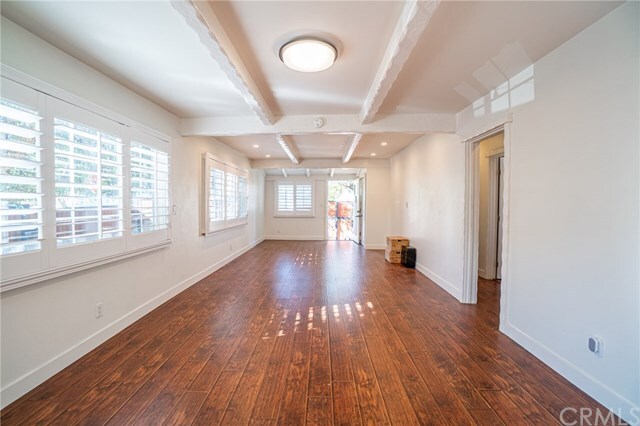 Building Photo - 2238 S Grand Ave