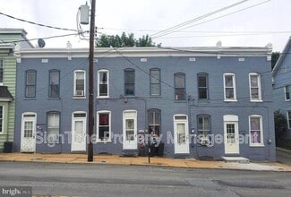 Building Photo - 114 N Conococheague St