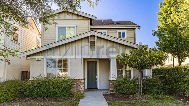 Building Photo - Unit