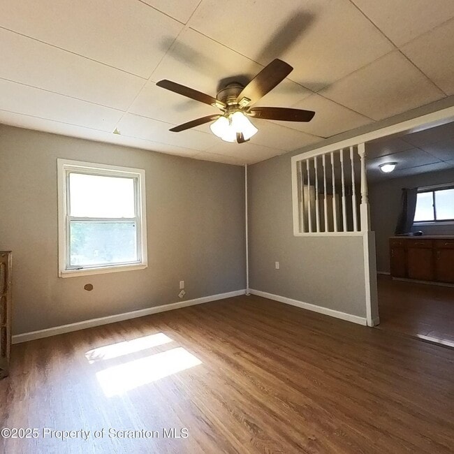 Building Photo - 919 Wood St