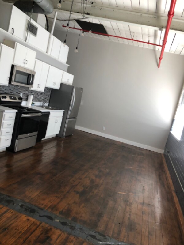 301 Bradley St Unit A305, Carrollton, GA 30117 Room for Rent in