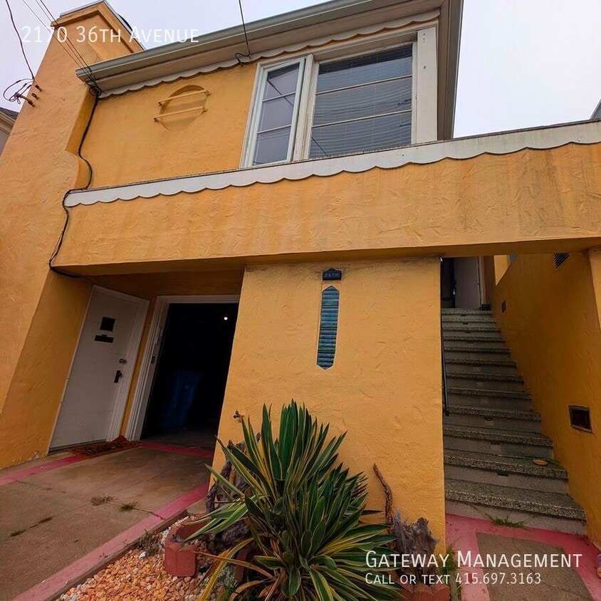 Primary Photo - 2170 36th Ave