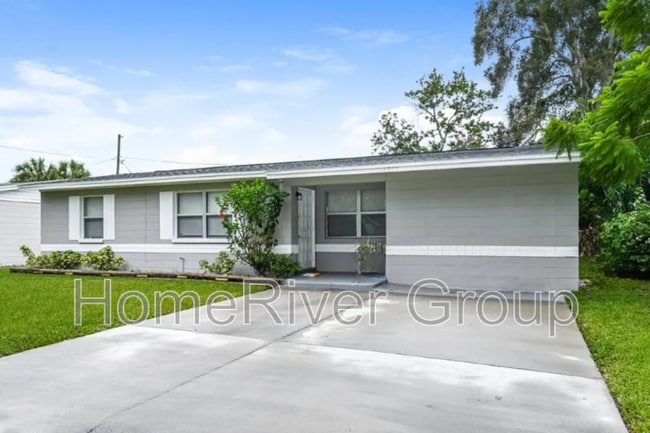 Foto del edificio - 4800 85th Ave