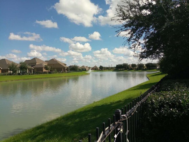 Building Photo - 26230 Crystal Cove Ln